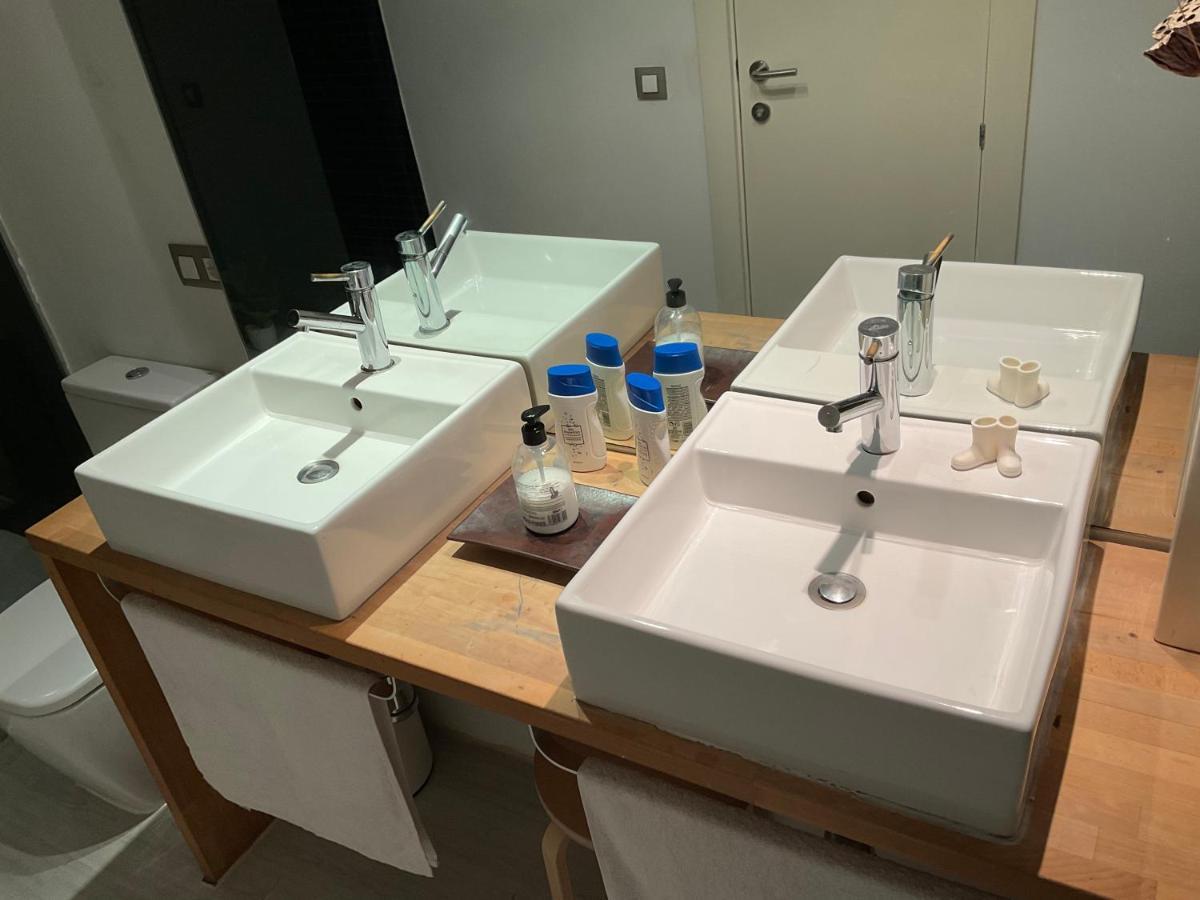 Habitacion Y Bano En Planta Independiente En Centro De Sevilla Ngoại thất bức ảnh