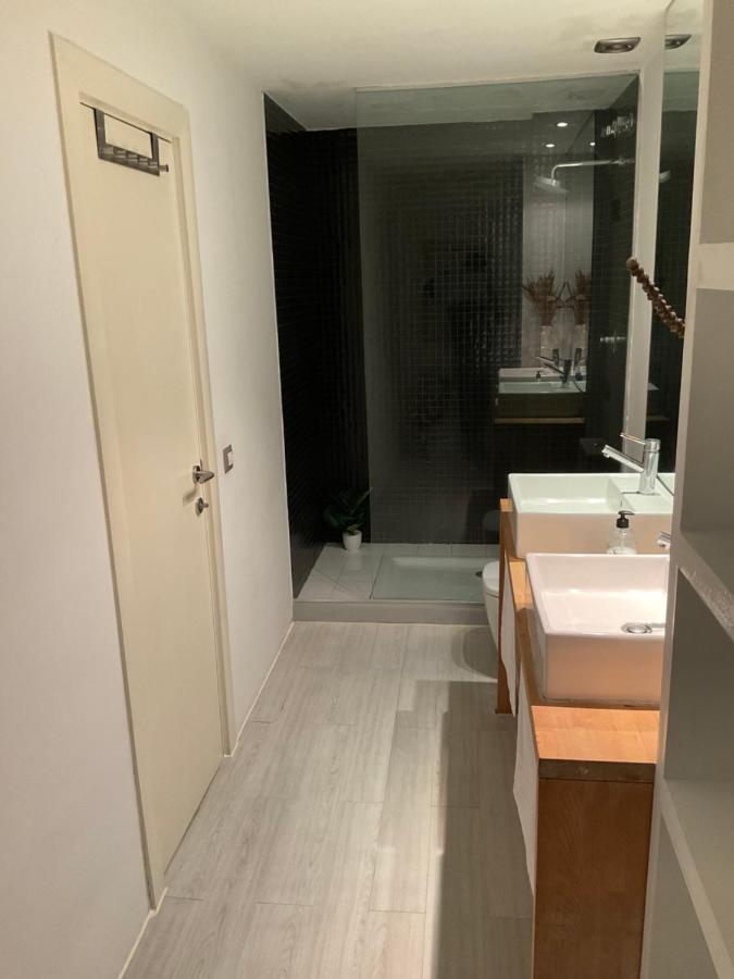 Habitacion Y Bano En Planta Independiente En Centro De Sevilla Ngoại thất bức ảnh
